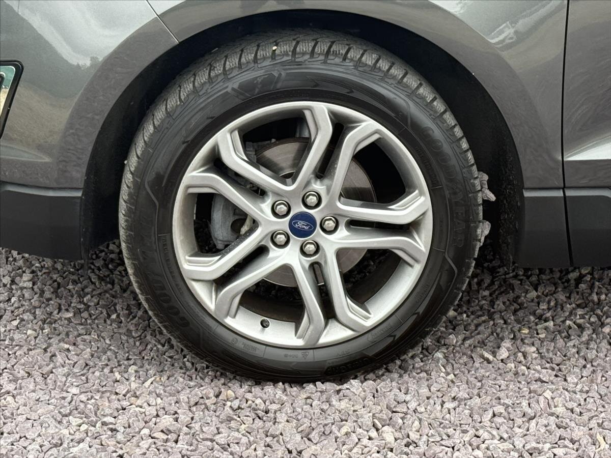 Ford Edge SUV / Terénní 2,0 l 154 kw
