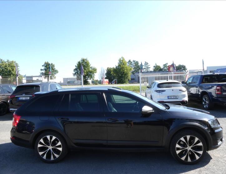 Škoda Octavia 12