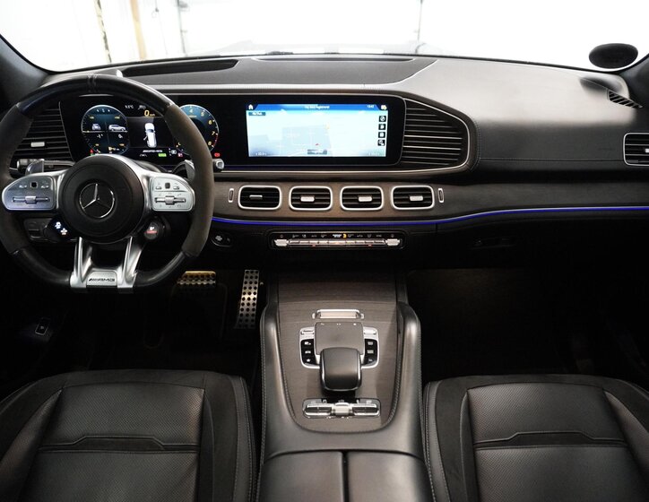 Mercedes-Benz GLS SUV / Terénní 4,0 l 450 kw