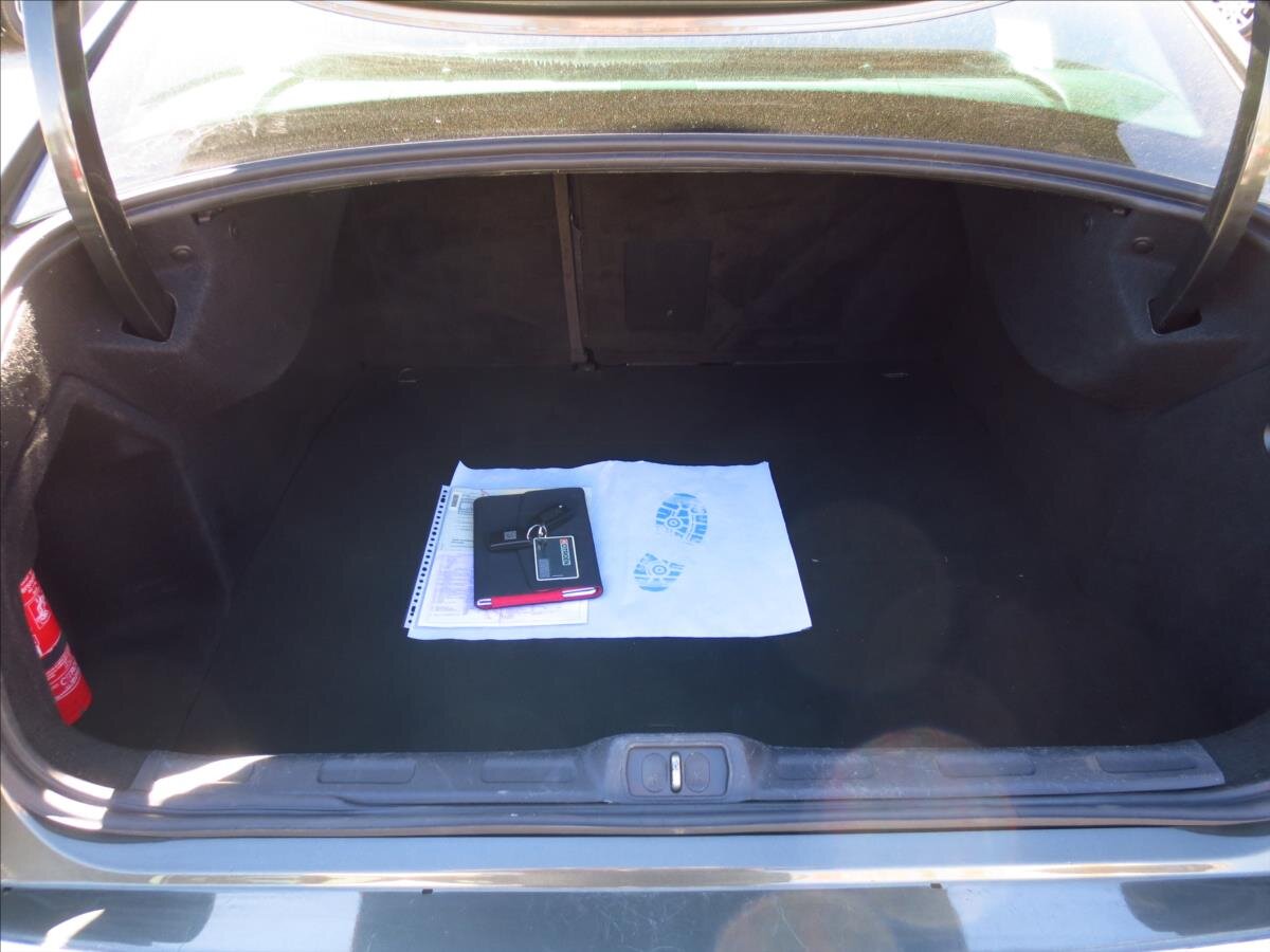 Citroën C5 Sedan / Limuzína 2,0 l 103 kw