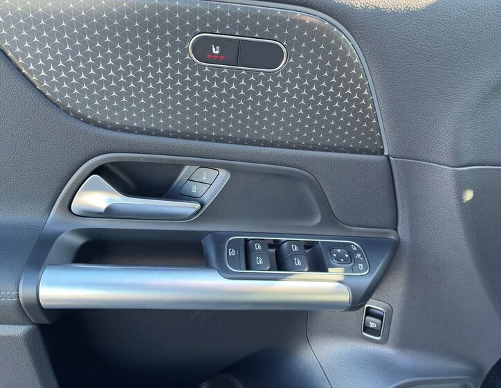 Mercedes-Benz Třídy B MPV 2,0 l 110 kw