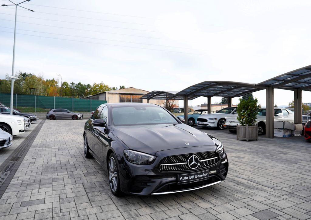 Mercedes-Benz Třídy E Sedan 2,0 l 145 kw