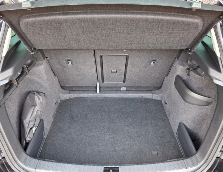 Škoda Karoq SUV / Terénní 1,5 l 110 kw