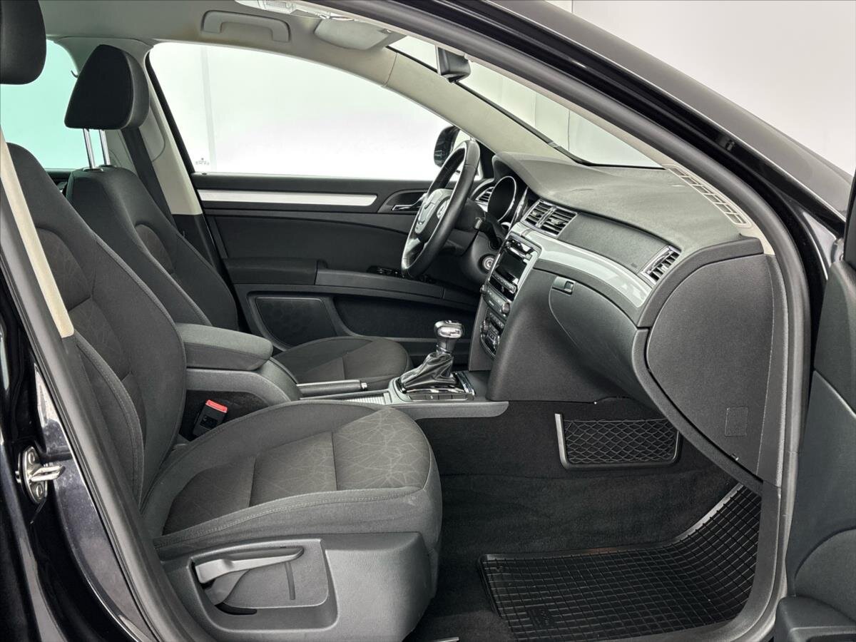 Škoda Superb Kombi 2,0 l 103 kw