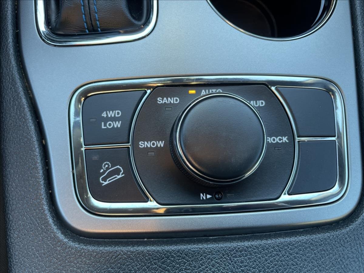 Jeep Grand Cherokee SUV 3,0 l 184 kw