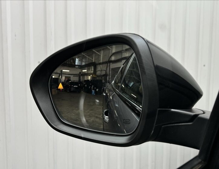 Alfa Romeo Stelvio 46