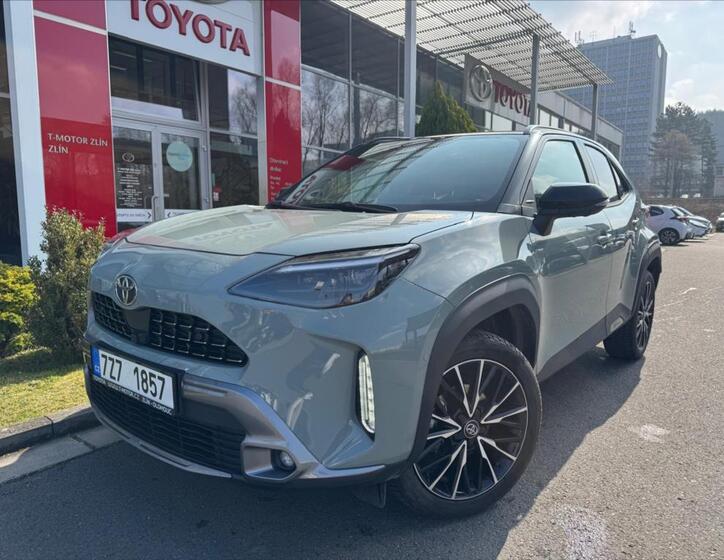 Toyota Yaris Cross 4