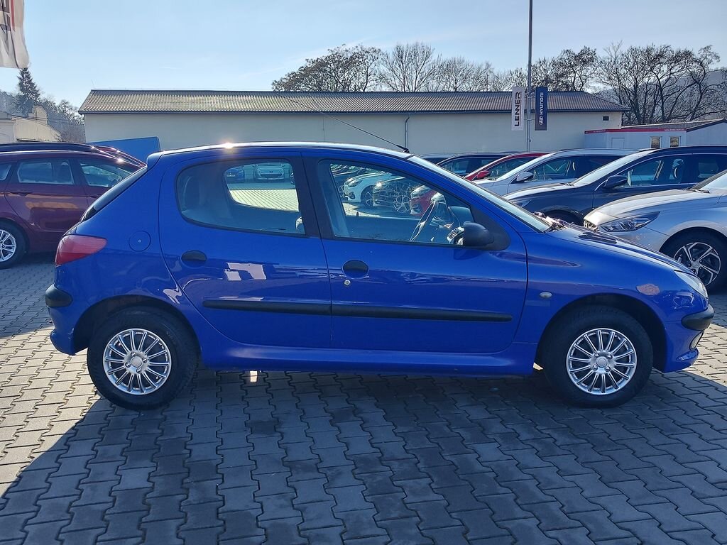Peugeot 206 Hatchback 1,1 l 44 kw