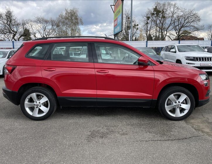 Škoda Karoq SUV / Terénní 999,0 85 kw