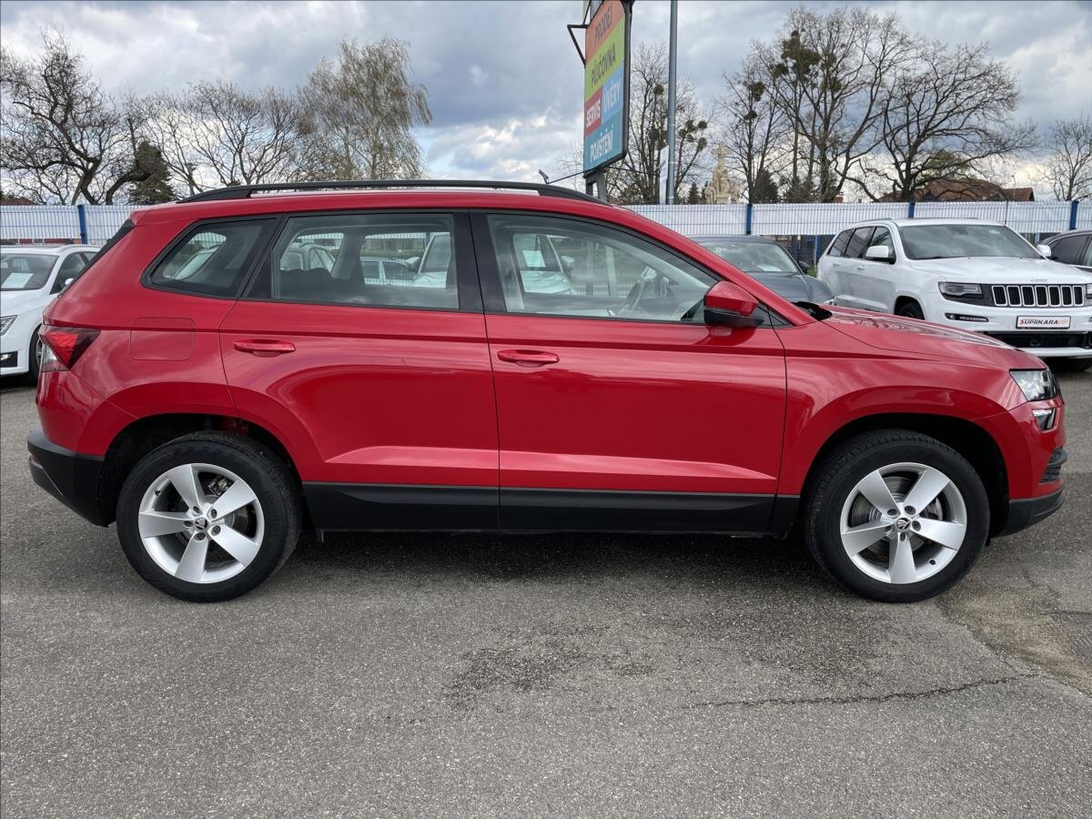 Škoda Karoq SUV / Terénní 999,0 85 kw