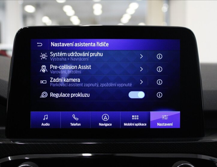 Ford Kuga SUV / Terénní 2,0 l 140 kw