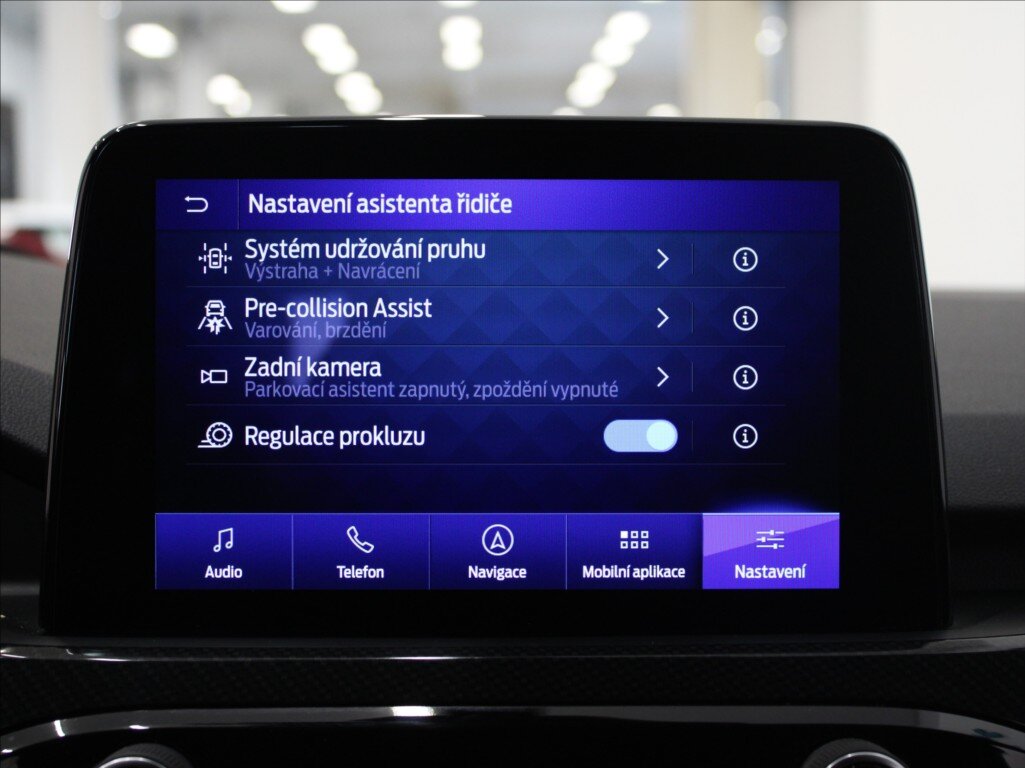 Ford Kuga SUV / Terénní 2,0 l 140 kw