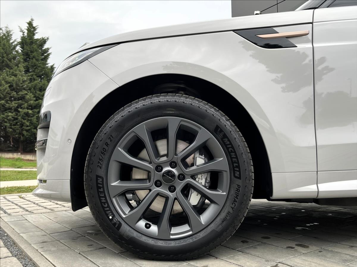 Land Rover Range Rover Sport SUV / Terénní 3,0 l 183 kw