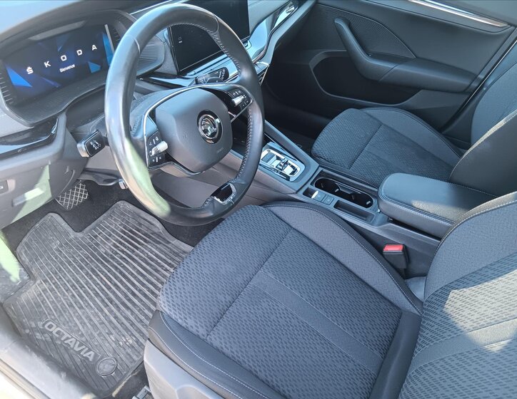 Škoda Octavia Kombi 2,0 l 110 kw