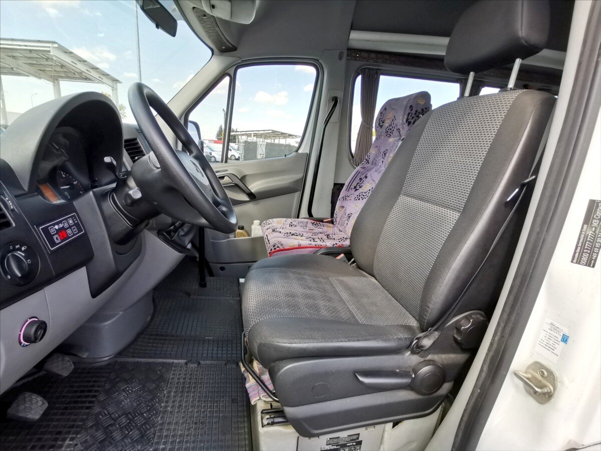 Mercedes-Benz Ostatní Ostatní 2,1 l 120 kw