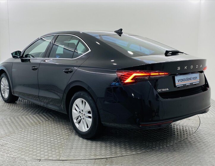 Škoda Octavia 24