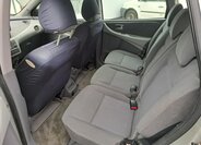 Nissan Almera Tino 38