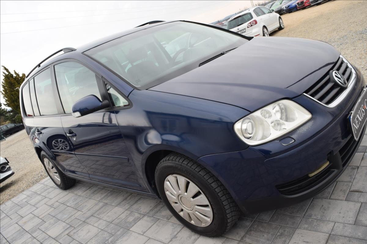 Volkswagen Touran Kombi 1,4 l 103 kw