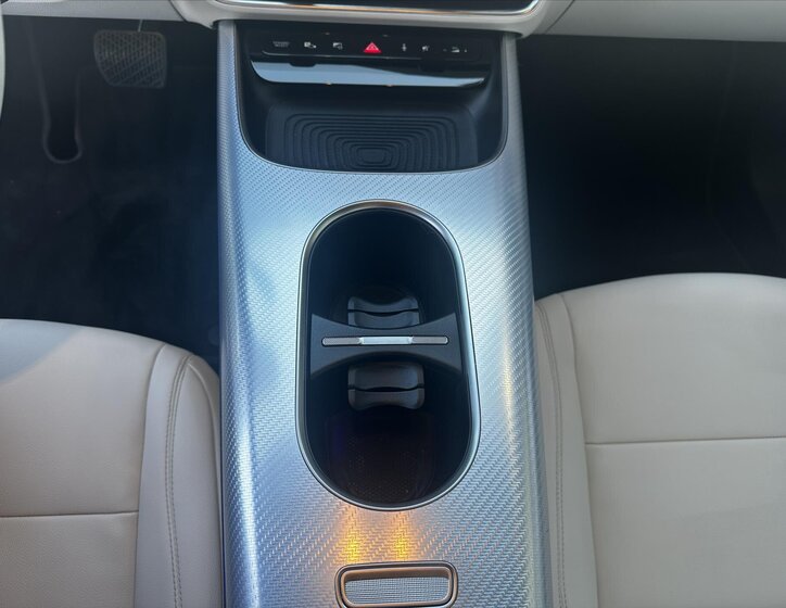 Mercedes-Benz CLA Sedan / Limuzína 0,0 200 kw