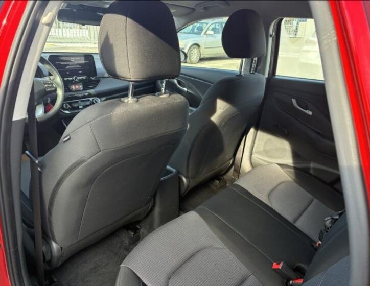 Hyundai i30 Kombi 1,5 l 70 kw