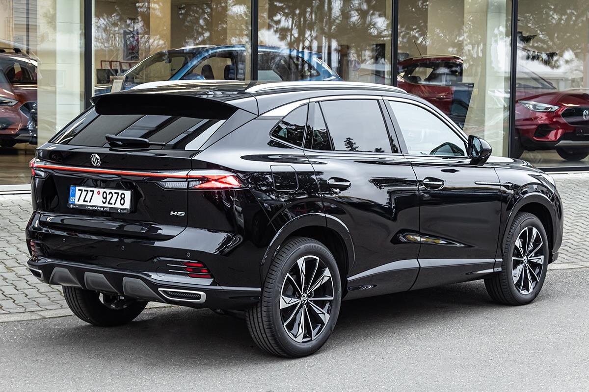 MG HS SUV / Terénní 1,5 l 125 kw