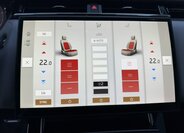 Land Rover Range Rover Velar SUV / Terénní 3,0 l 221 kw