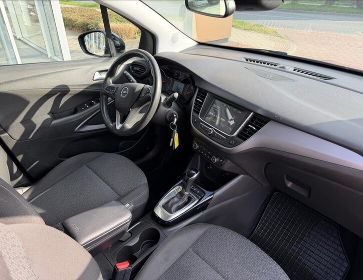 Opel Crossland MPV 1,2 l 96 kw