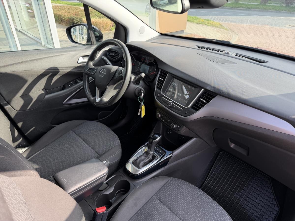 Opel Crossland MPV 1,2 l 96 kw