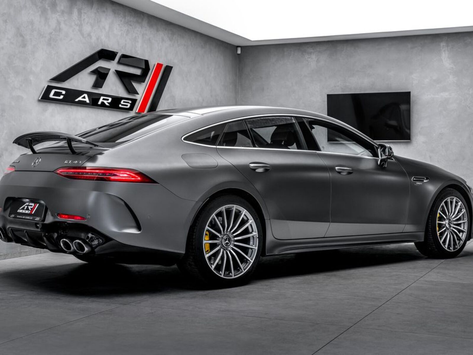 Mercedes-Benz AMG GT 4