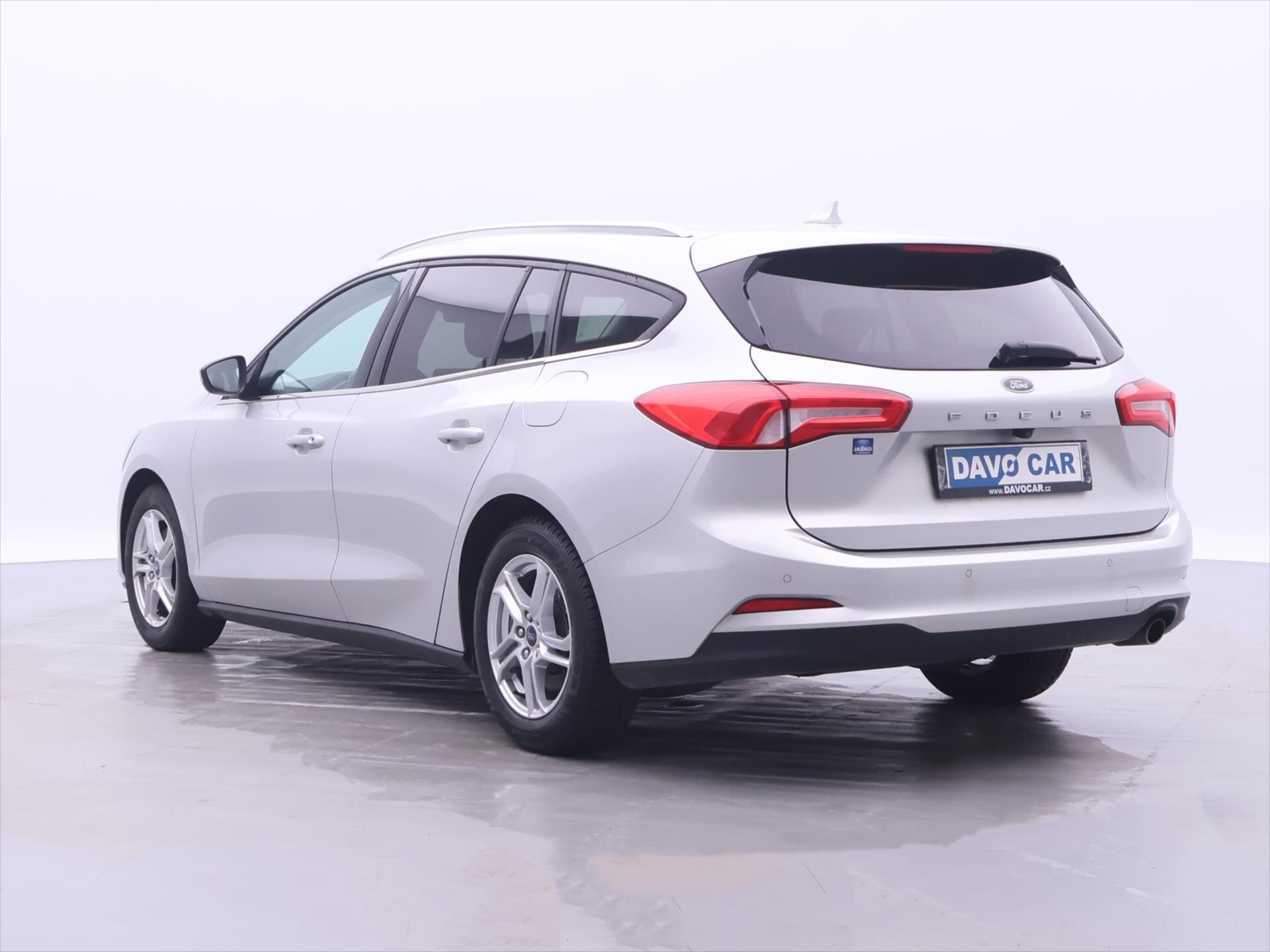 Ford Focus Kombi 999,0 92 kw