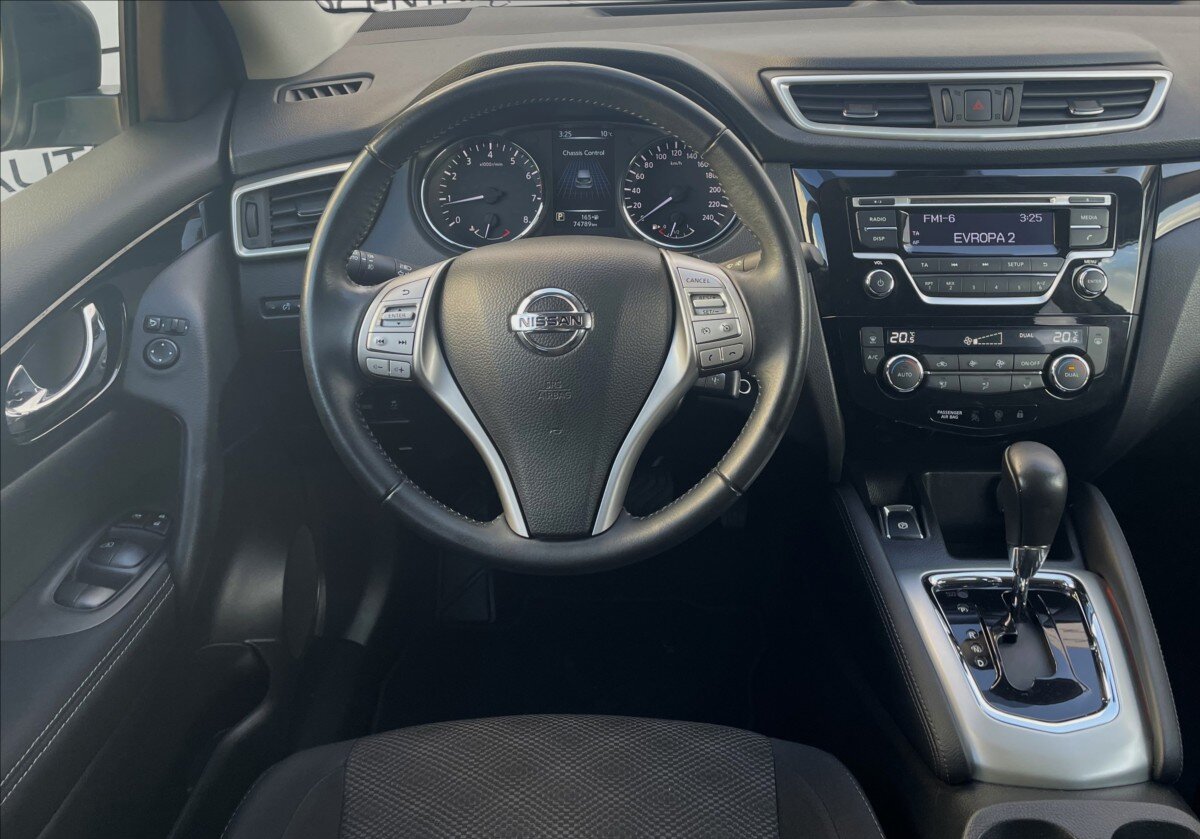 Nissan Qashqai SUV / Terénní 1,2 l 85 kw