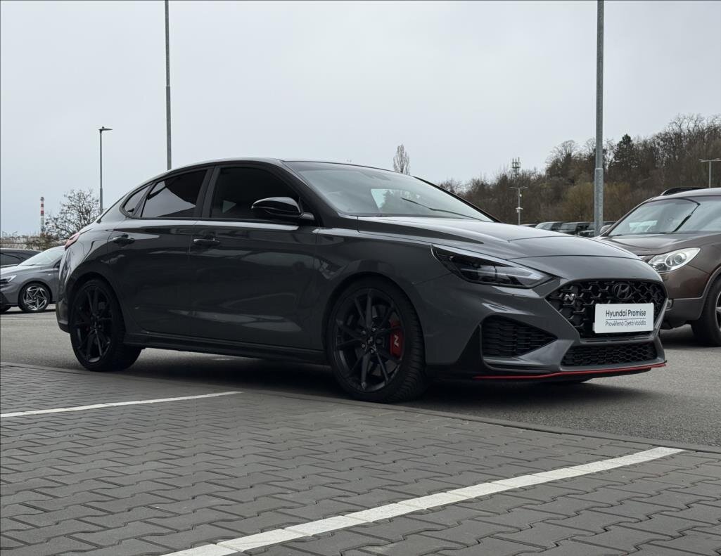 Hyundai i30 Liftback 2,0 l 206 kw