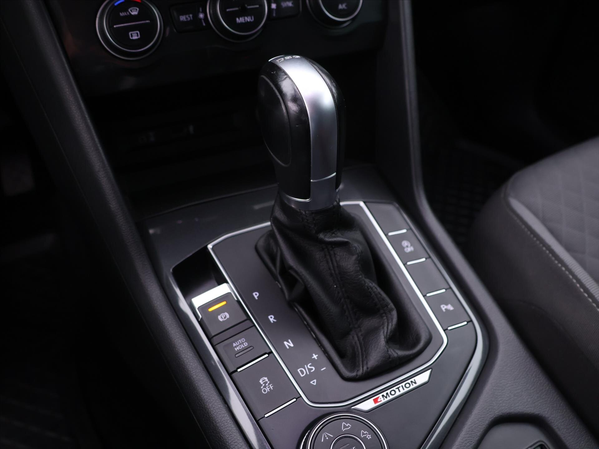 Volkswagen Tiguan SUV / Terénní 2,0 l 110 kw