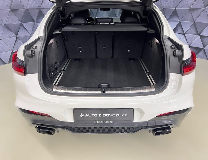 BMW X4 SUV / Terénní 3,0 l 250 kw