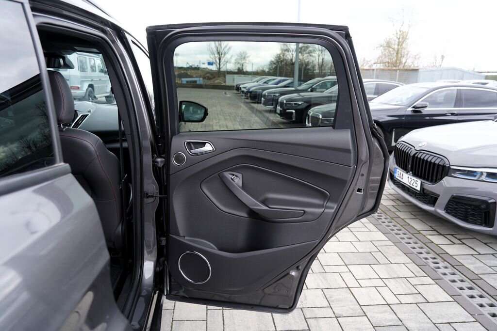 Ford Kuga SUV / Terénní 2,0 l 132 kw