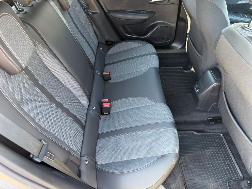 Peugeot 2008 SUV / Terénní 1,2 l 96 kw