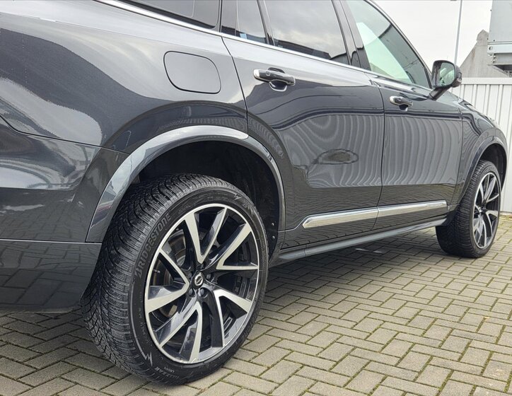 Volvo XC90 SUV 2,0 l 173 kw