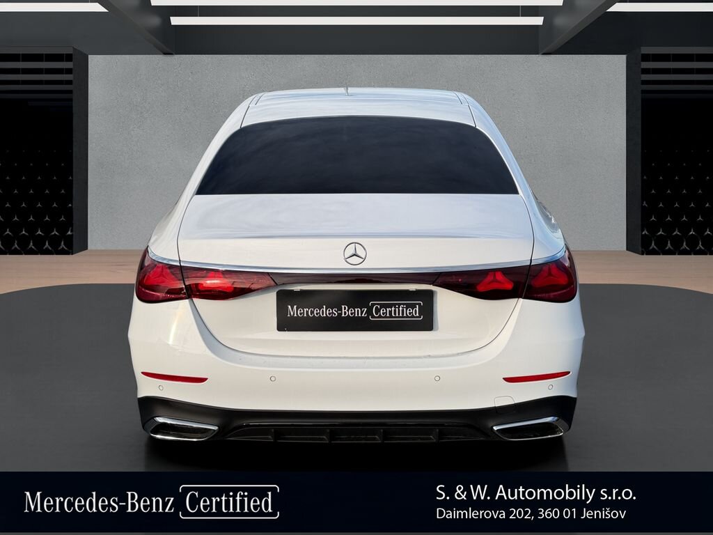 Mercedes-Benz Třídy E Sedan / Limuzína 2,0 l 145 kw