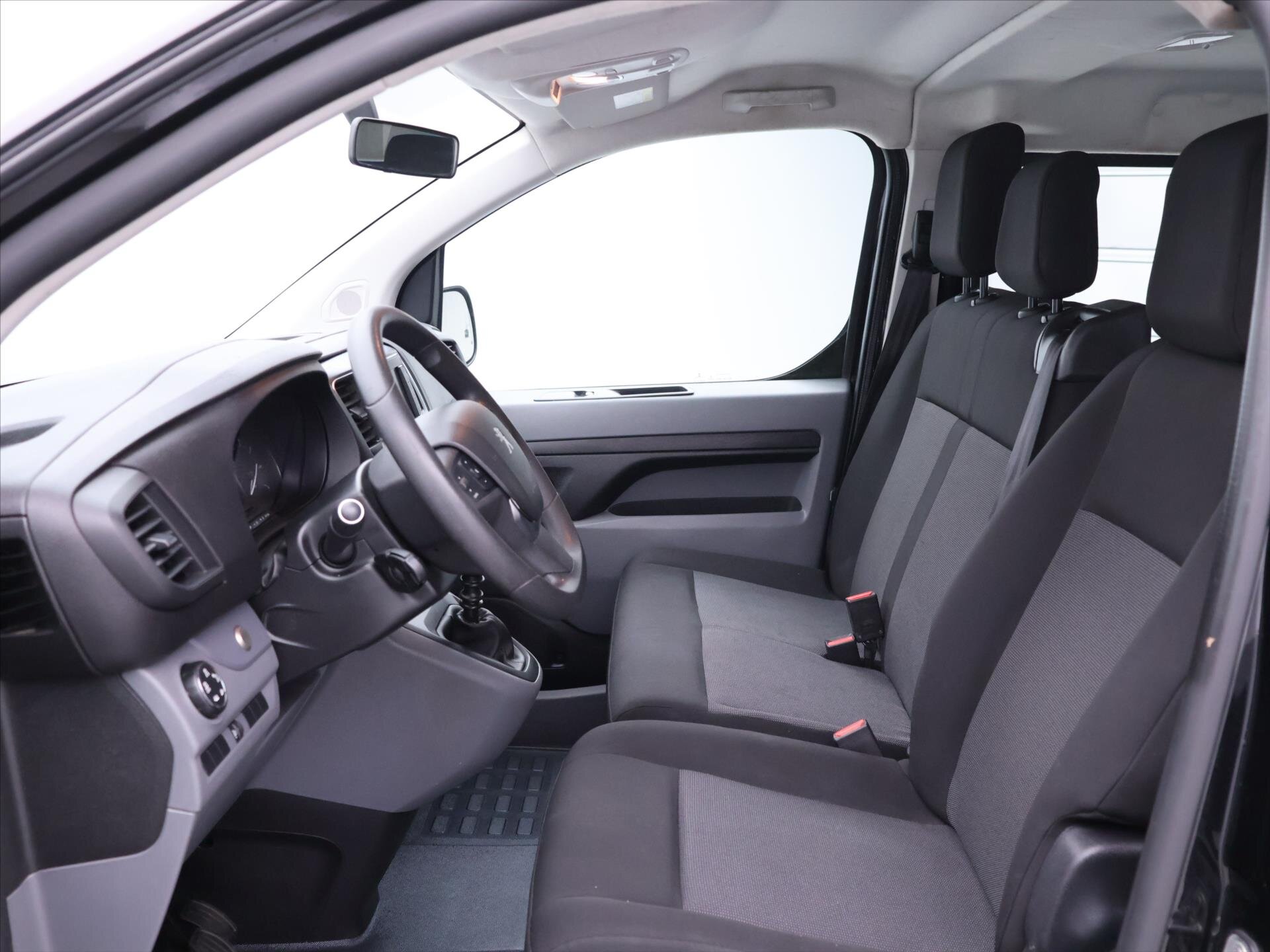 Peugeot Expert Kombi 1,5 l 88 kw