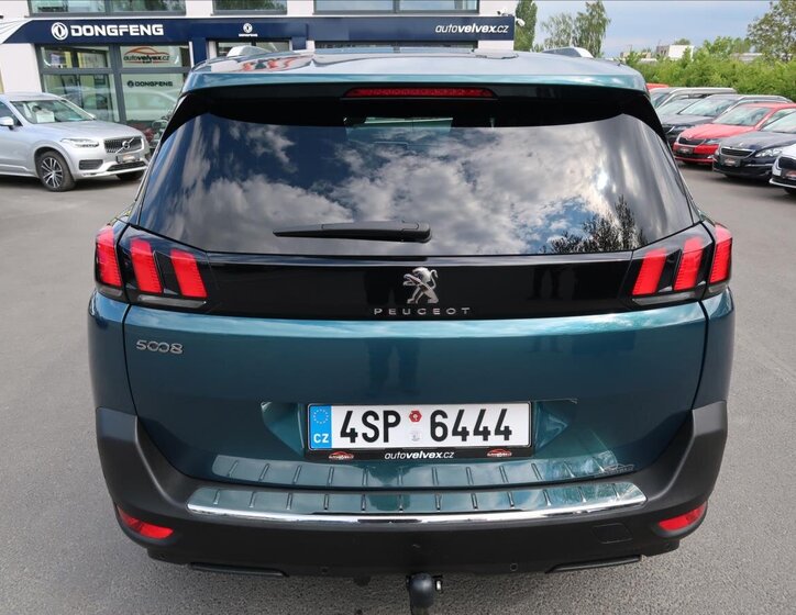 Peugeot 5008 SUV / Terénní 1,2 l 96 kw