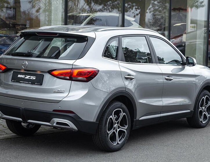 MG ZS SUV / Terénní 1,5 l 145 kw