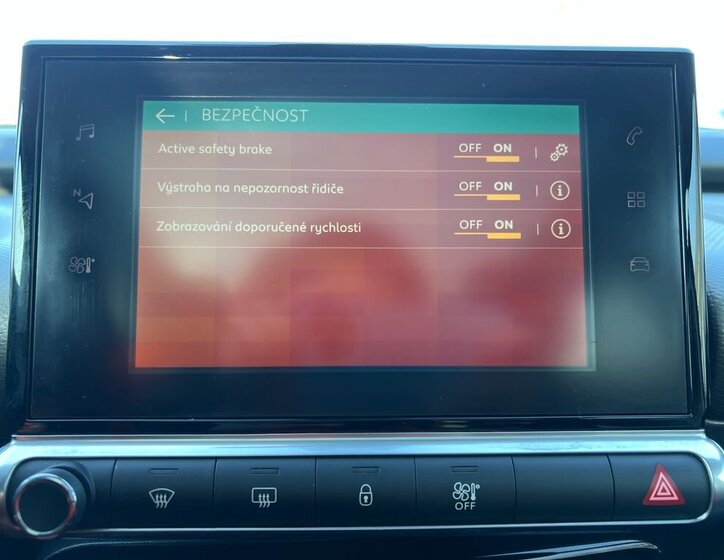 Citroën C4 Cactus Hatchback 1,2 l 96 kw