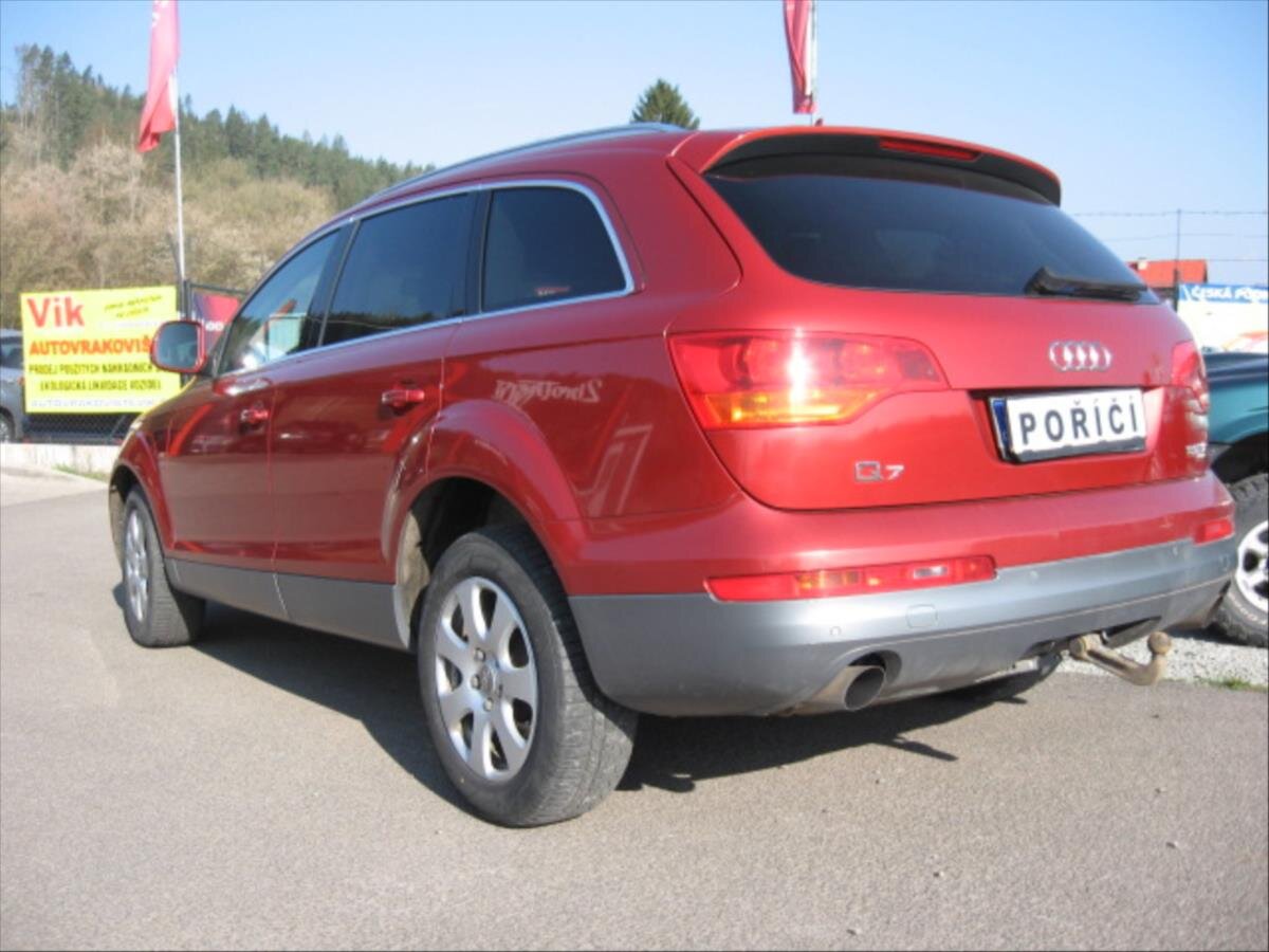 Audi Q7 SUV / Terénní 3,0 l 171 kw