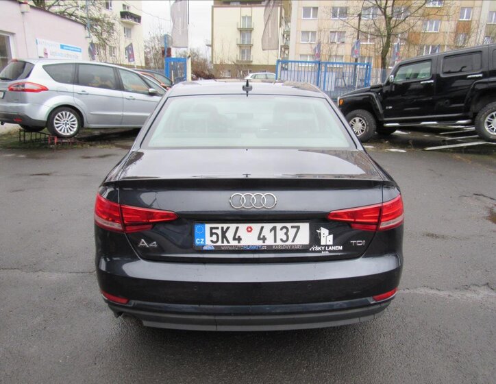 Audi A4 Sedan / Limuzína 2,0 l 110 kw