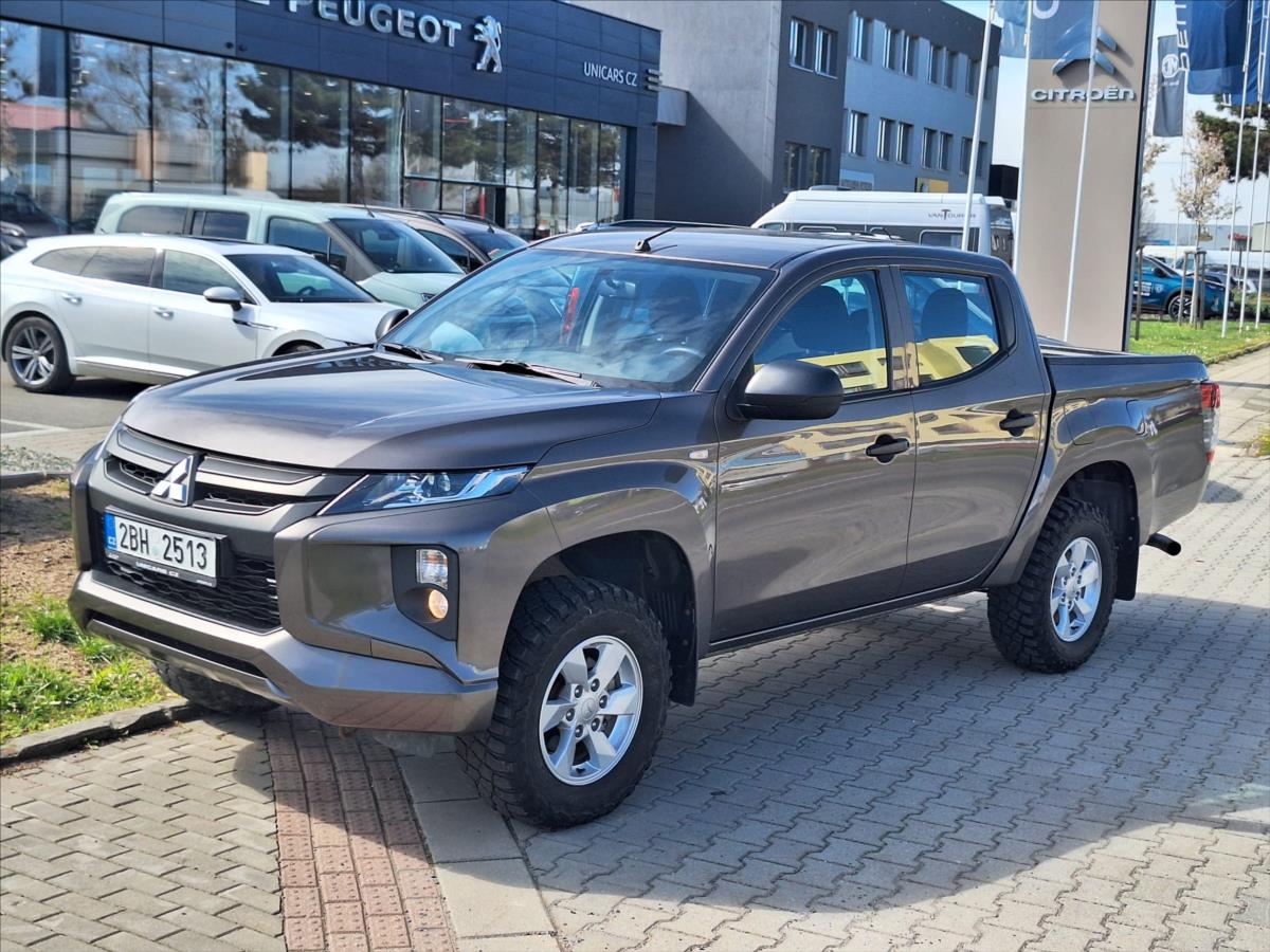 Mitsubishi L200 Pick-up 2,3 l 110 kw