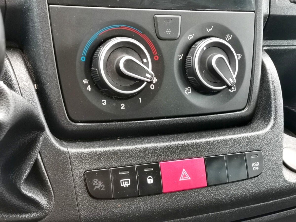 Citroën Jumper Valník 2,2 l 96 kw