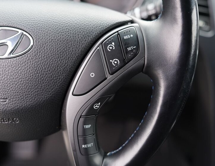 Hyundai i30 Kombi 1,6 l 99 kw