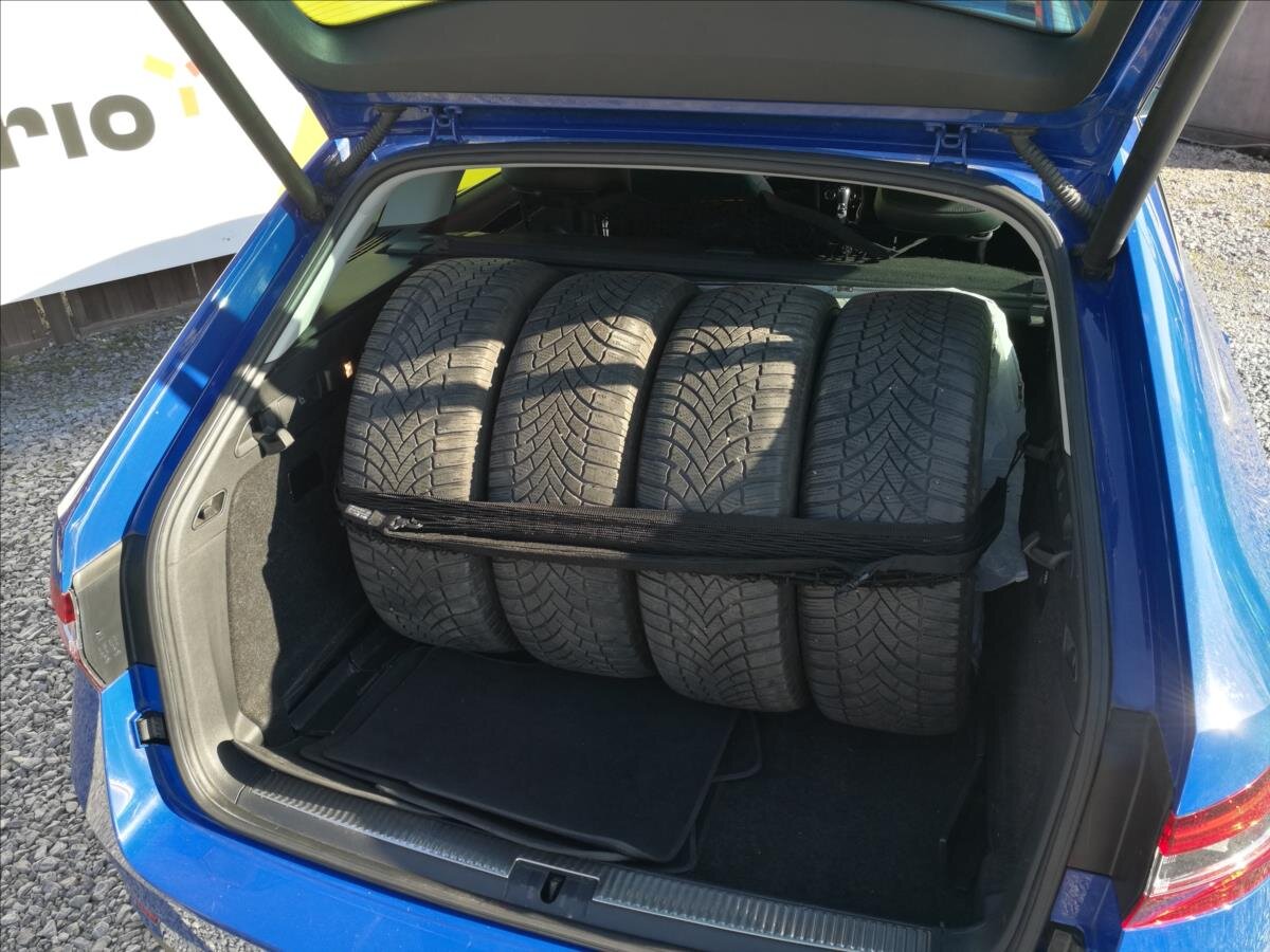 Škoda Superb Kombi 2,0 l 140 kw