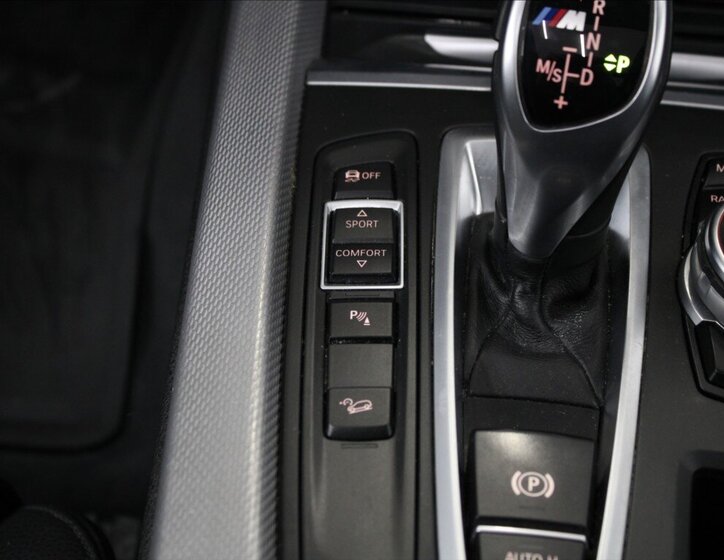 BMW X5 SUV / Terénní 3,0 l 280 kw