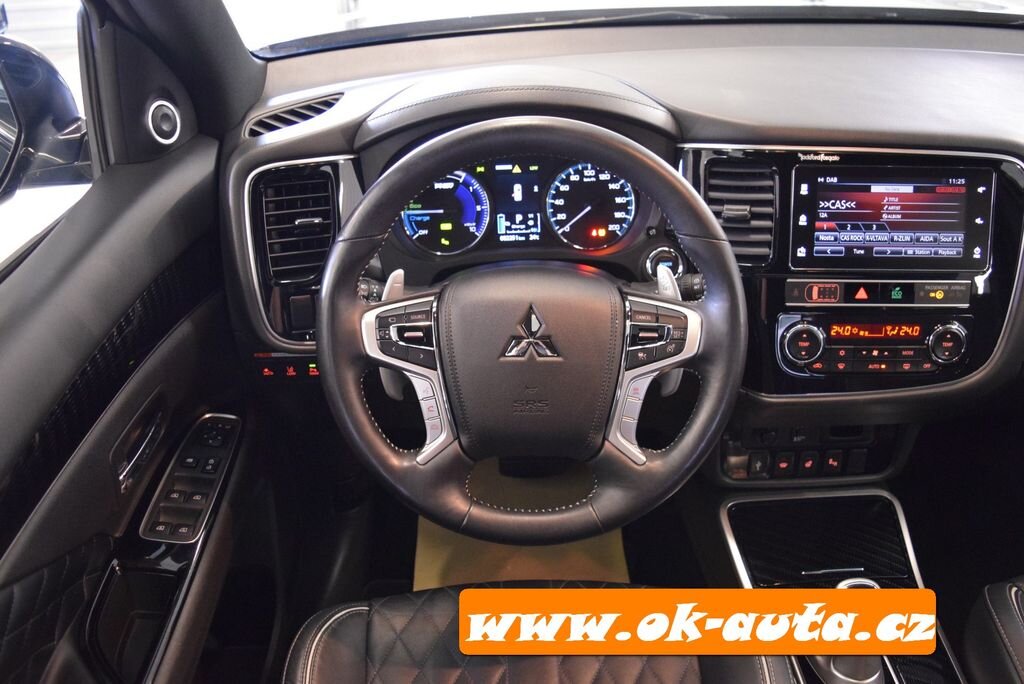 Mitsubishi Outlander SUV 0,0 0
